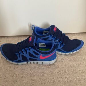 Men’s Nike Free 3.0 - Size 9